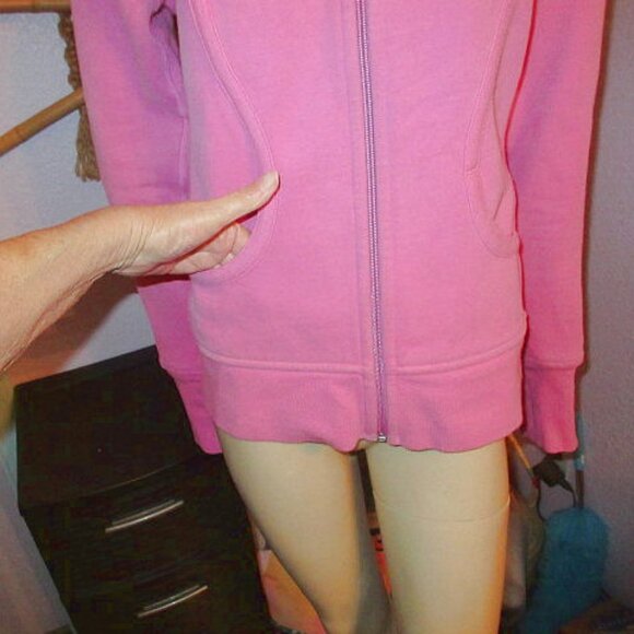 Lululemon Womens Scuba Hoodie Size 8 Jacket Raspberry Full Zip Soft Fleece Gorp - Picture 4 of 10